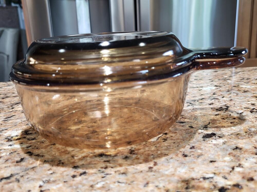 Vision Corning Amber Grab It Bowl V-150-B With Lid